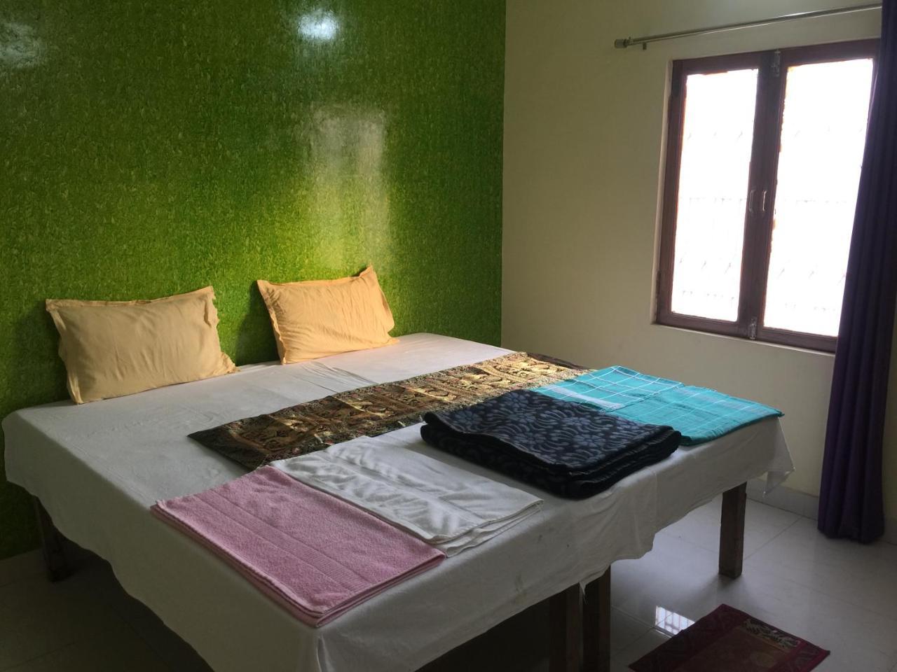 Shiva Inn Varanasi Exterior foto